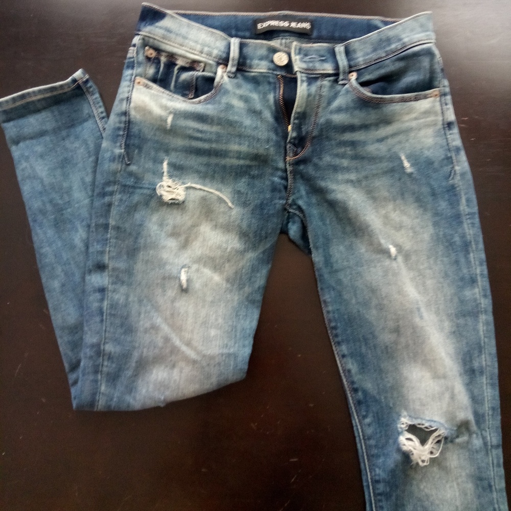 Express Distressed Jeans